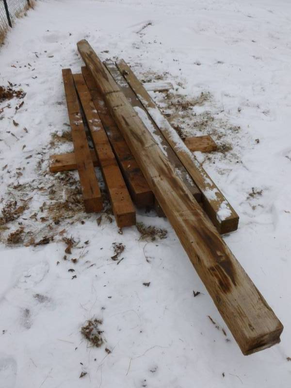 lot 32 image: Lumber