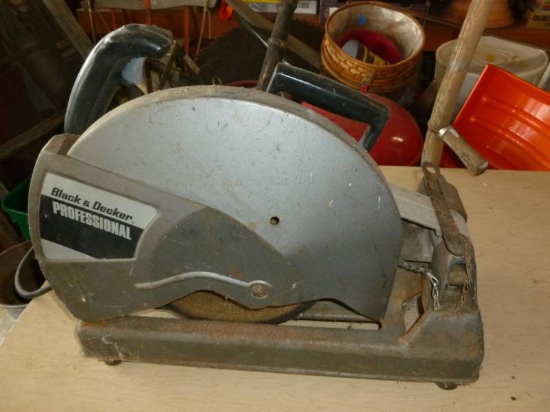 lot 52 image: Chop Saw
