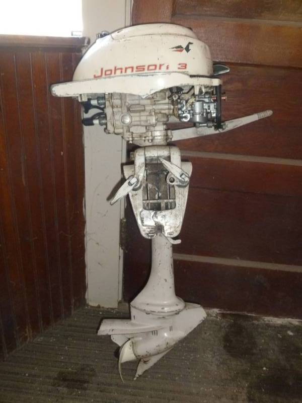 lot 61 image: Vintage Boat Motor