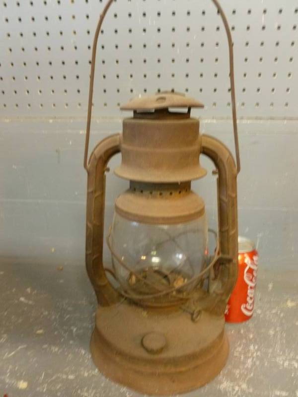 lot 101 image: Vintage Dietz