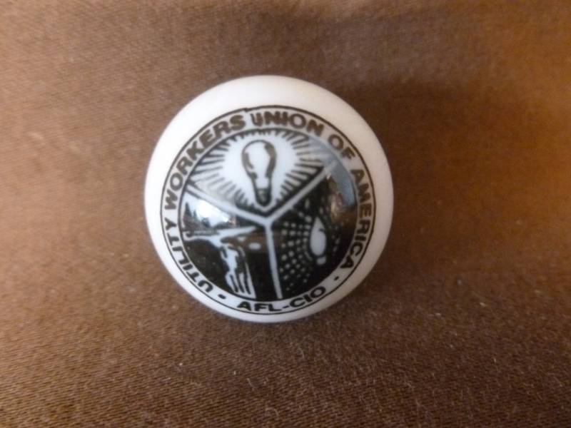 lot 107 image: Logo Marble