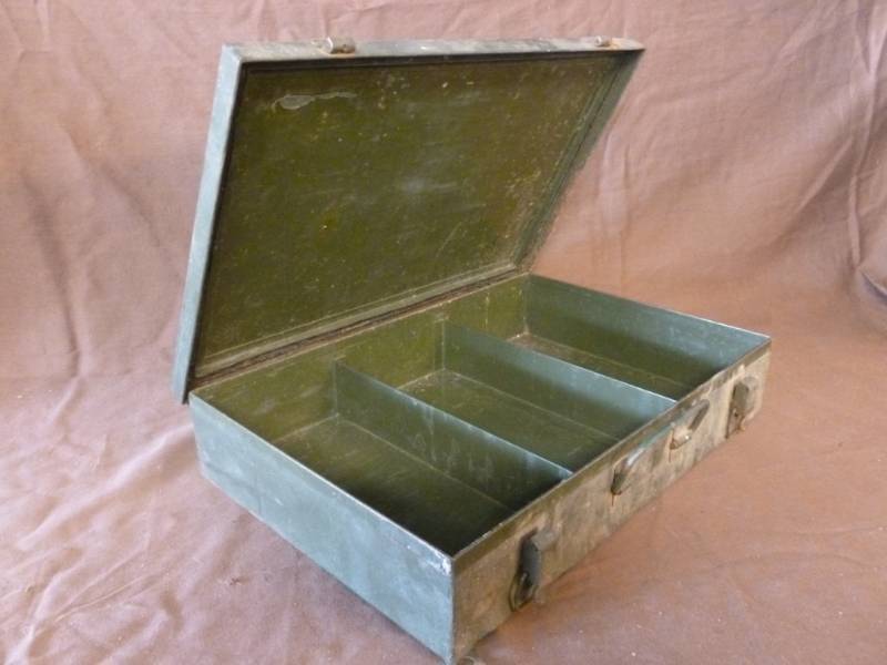 lot 119 image: Vintage Military Item