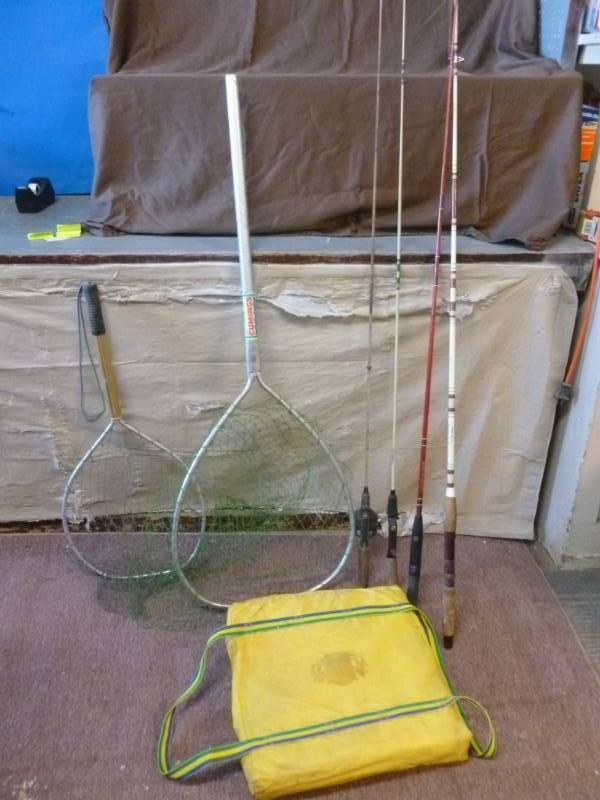 lot 141 image: Fishing Items