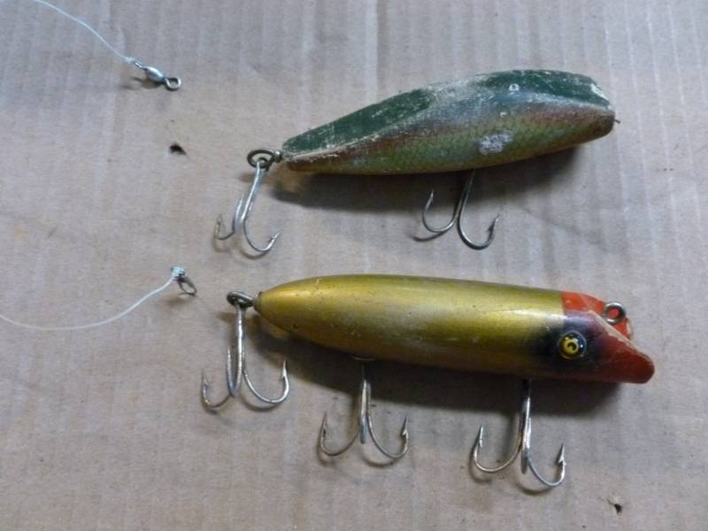 lot 146 image: Vintage Fishing Baits