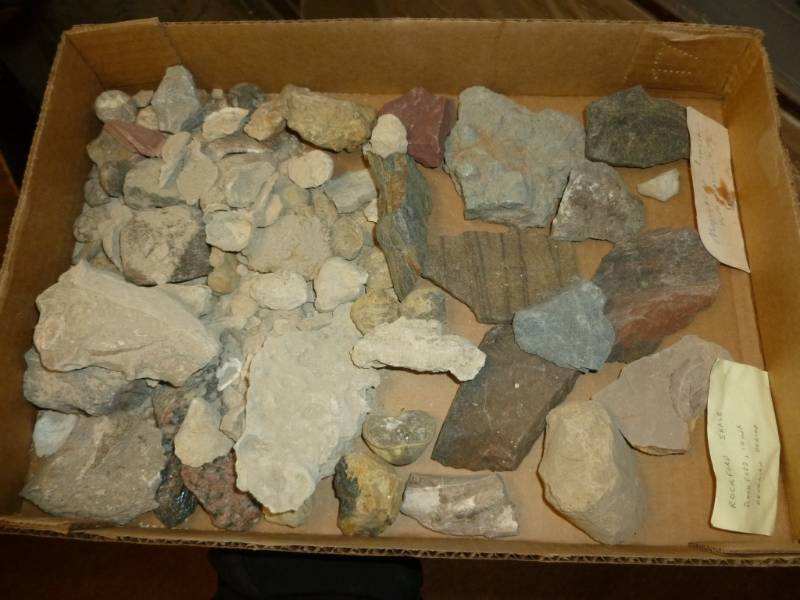 lot 150 image: Collector Rocks