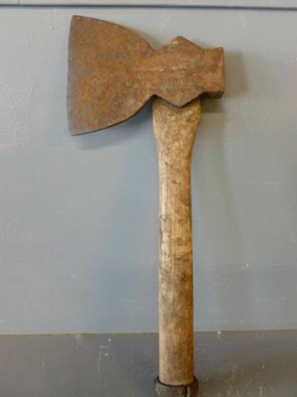 lot 194 image: Vintage Hatchet