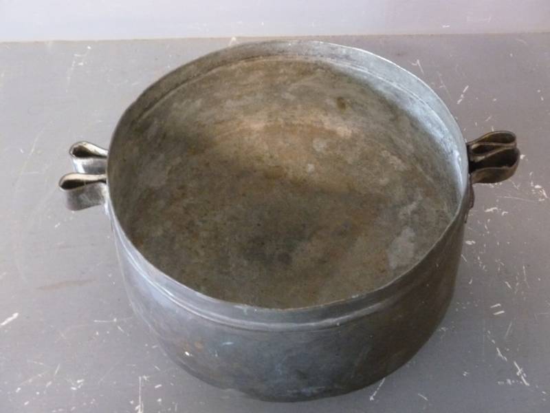 lot 201 image: Antique Copper Kettle