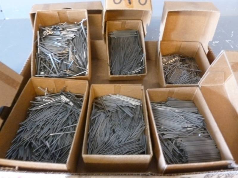 lot 212 image: Rock Tumbling Pins