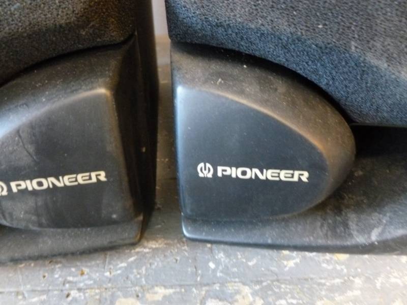 lot 260 image: Pioneer Speakers