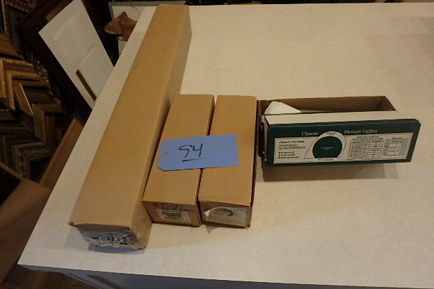 lot 94 image: Lot of Picture Lights