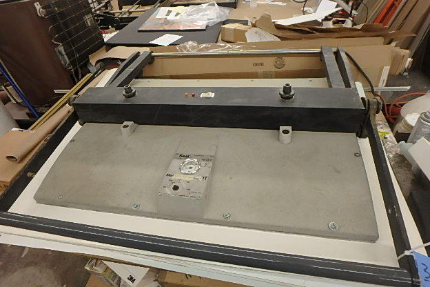 lot 130 image: Seal Masterpiece 500T Dry Mount Press