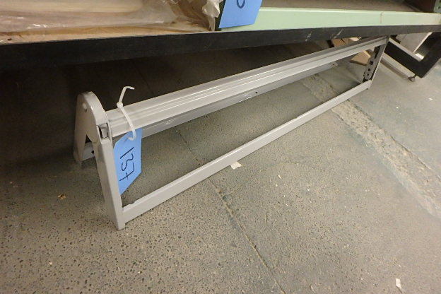 lot 137 image: 36 paper cutter