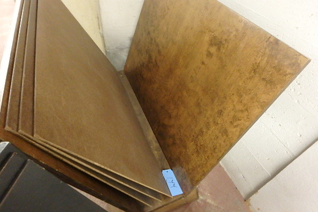 lot 144 image: Poster Rack