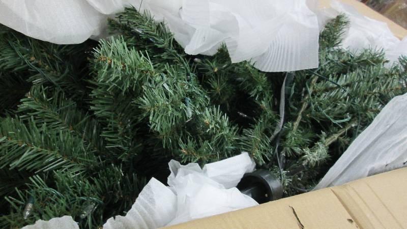 lot 11 image: 7 Foot Lit Tree open box, untested ...