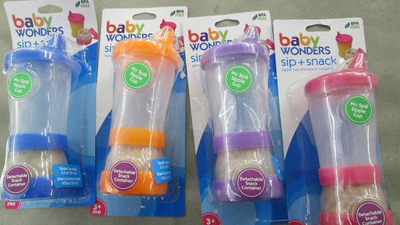 lot 176 image: Lot of 4 Assorted Colors Baby Wonde...