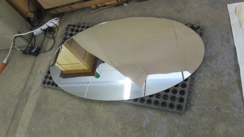 lot 195 image: 38 inch Oval Mirror...