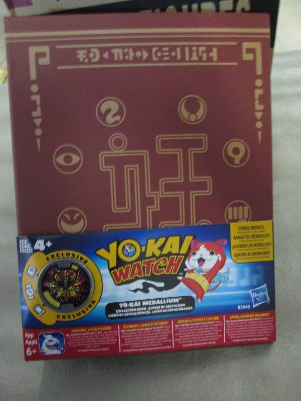 lot 239 image: Lot of 4 Yo-Kai Watch Yo-Kai Medall...