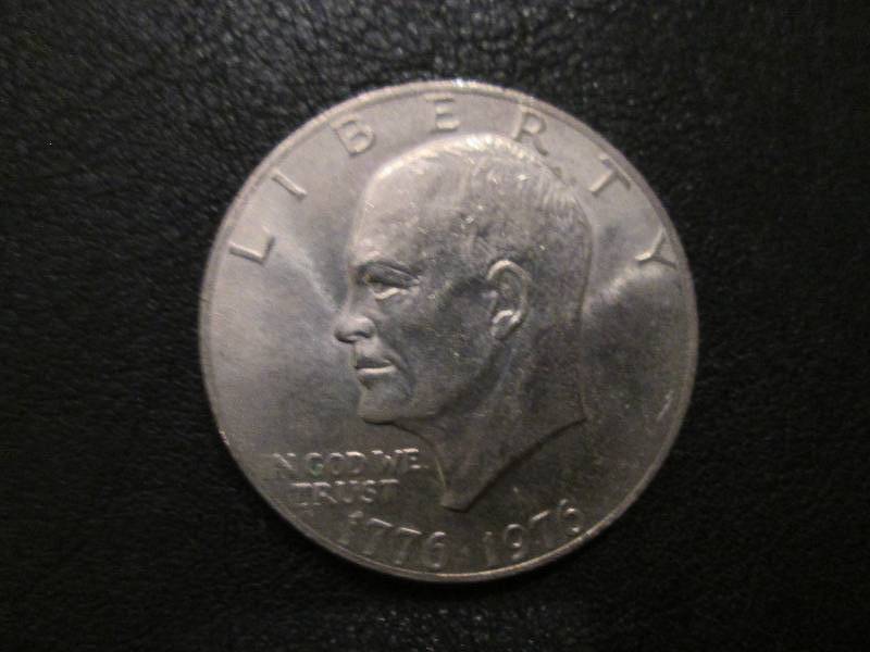Bicentenial 1976 Silver Dollar...