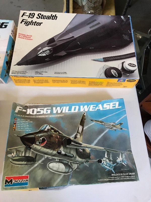 FIGHTER JET MODEL KITS