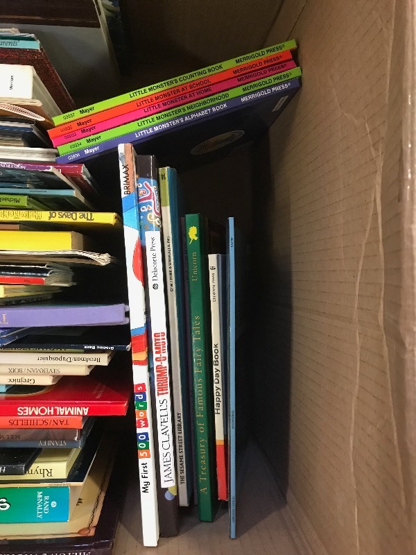 CHILDRENS STORY BOOKS