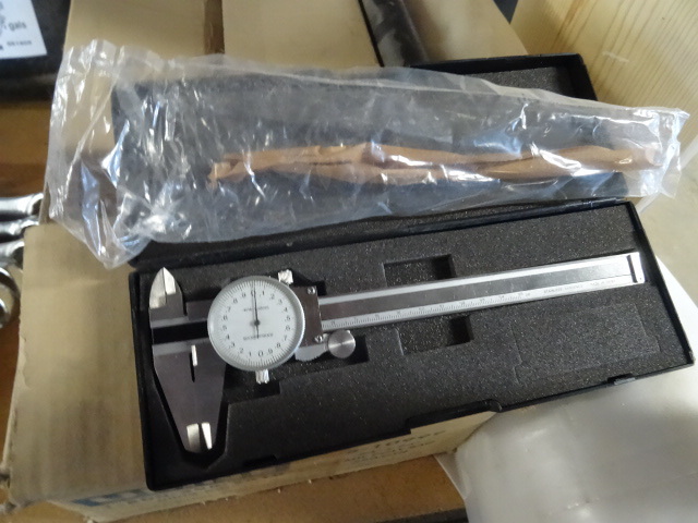 lot 17 image: MHC caliper. 06414304...