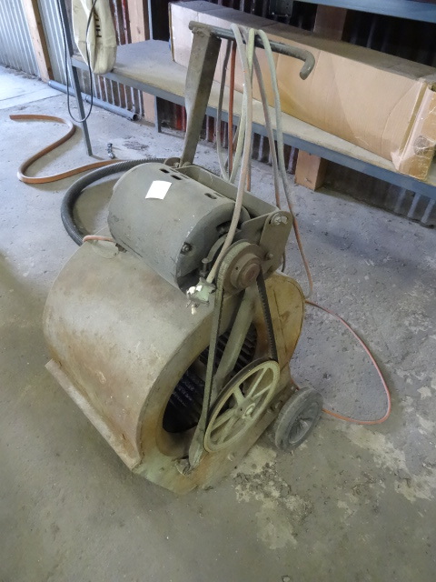 lot 37 image: Wheel mounted squirrel cage fan...