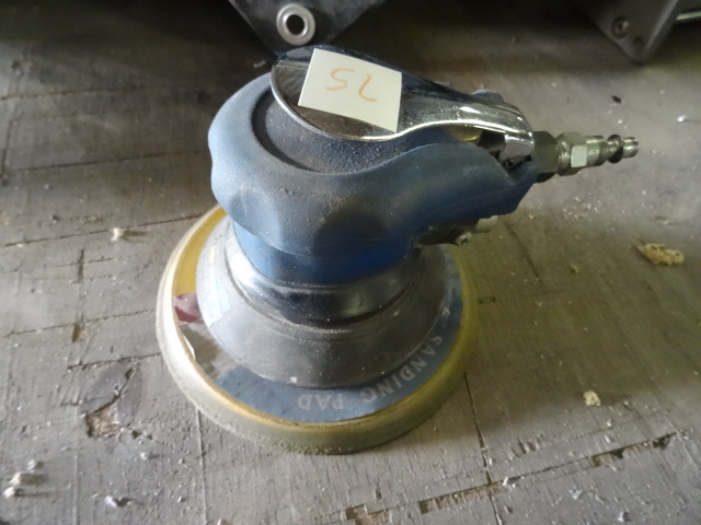 lot 75 image: 6 orbital sander...
