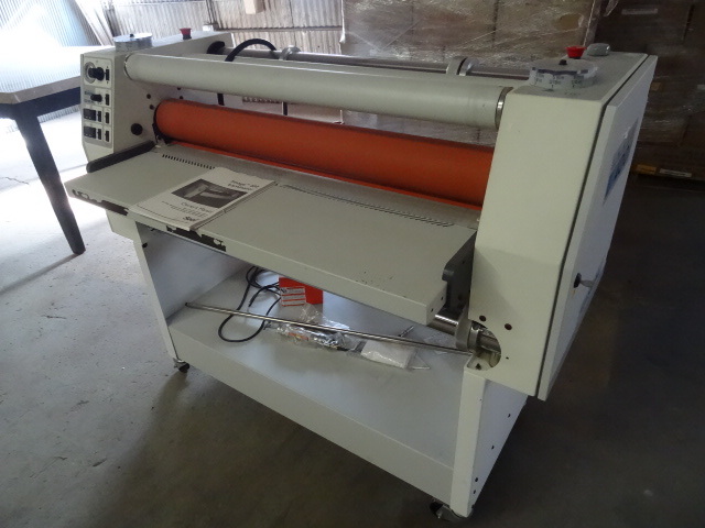 lot 78 image: Seal image laminator IT400. 120240...
