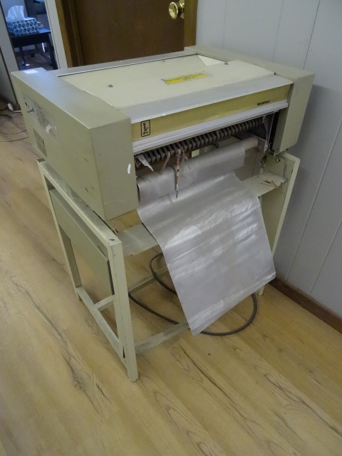 lot 98 image: Veri shred ser 516 heavy duty shred...