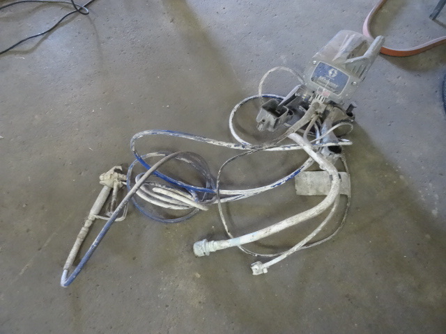 lot 121 image: Graco magnum project painter plus...