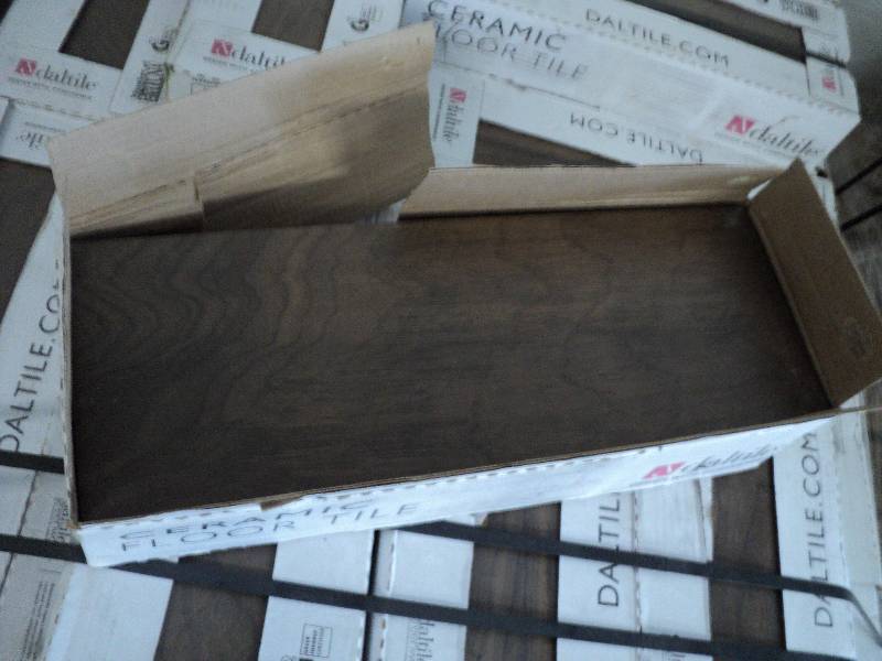 lot 27 image: 14 cases of daltile ceramic tile, 7...