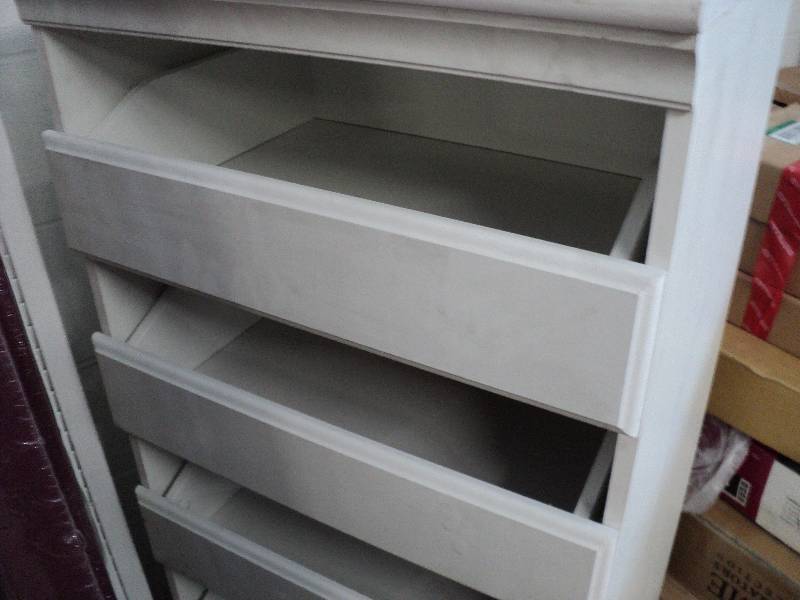lot 49 image: 4 drawer cabinet...