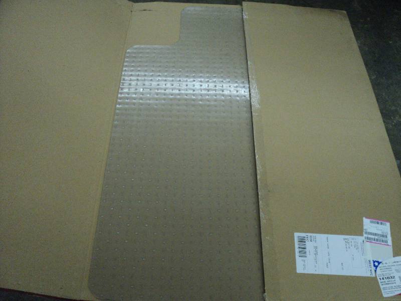 lot 126 image: floor protector, 36x50...