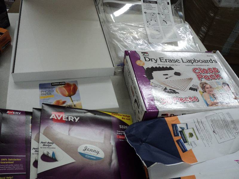 lot 136 image: office supplies, see all pics...