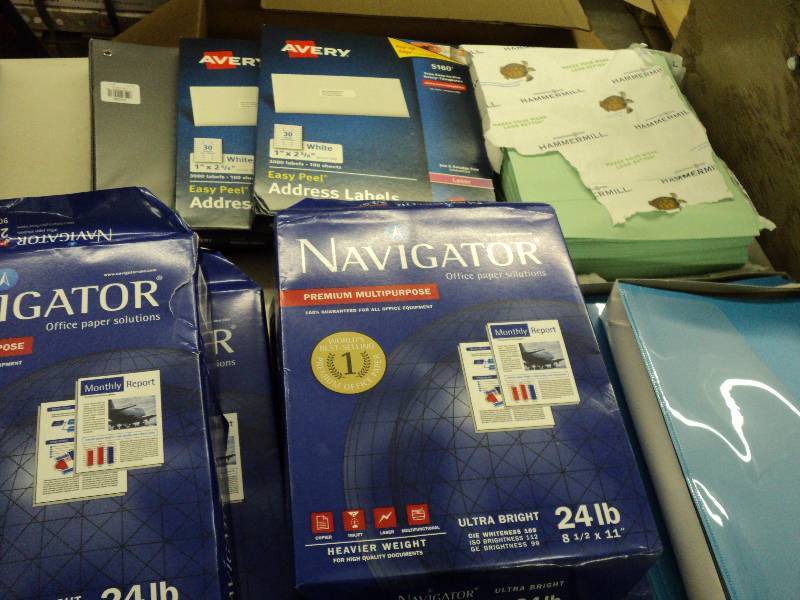 lot 171 image: Navigator 8.5x11 heavier weight pap...