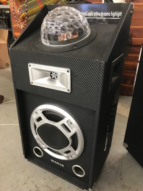 lot 801 image: PORTABLE SOUND AND LIGHT KITS