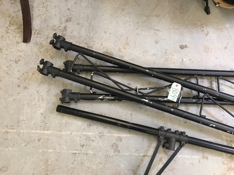 lot 809 image: LIGHTING TRUSS SECTIONS