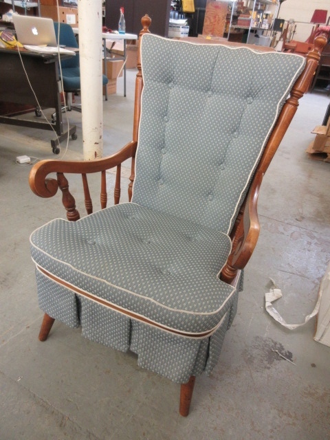 lot 842 image: MAPLE FRAMED ROCKER