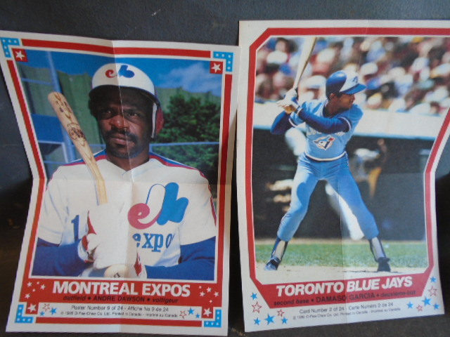 Vintage O-PEE-CHEE MLB Mini Posters with Andre Dawson