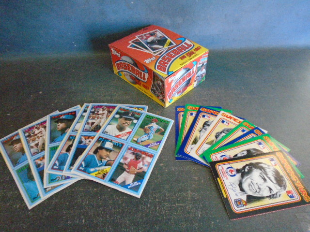 Oversized Baseball Cards & Box
