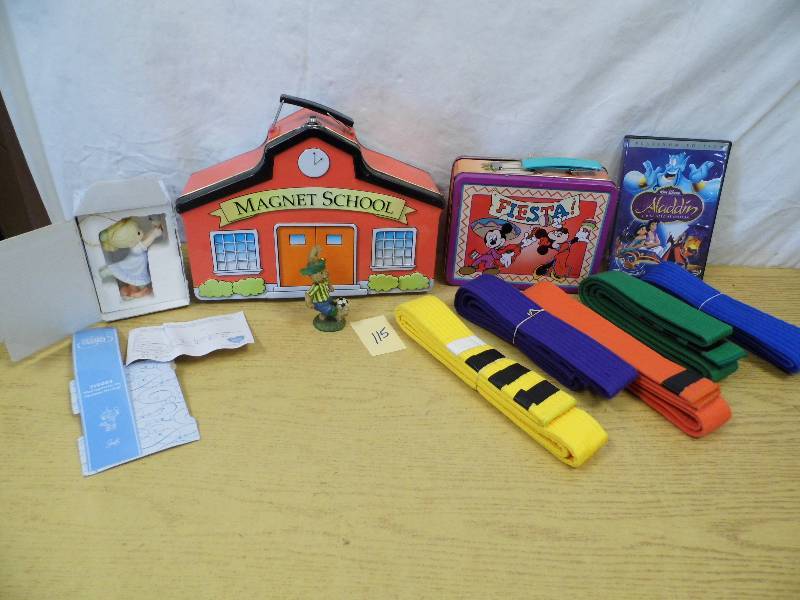 Lunch Boxes