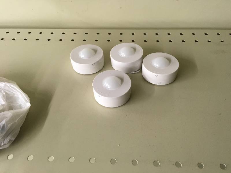 PUCK LIGHTS RC 4PACK, MSRP $18.99