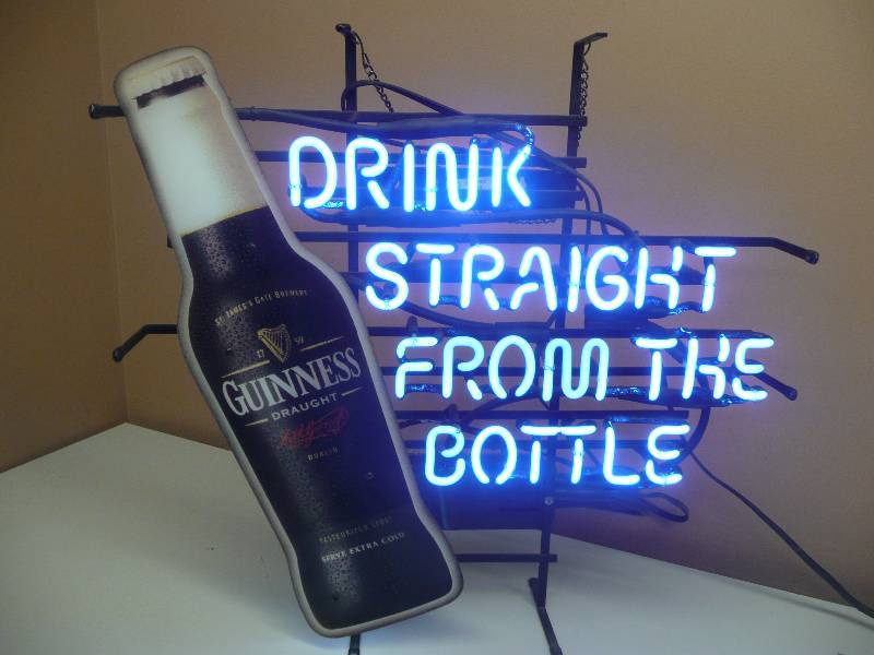 lot 9 image: GUINNESS DRINK STRAIGHT FROM THE BOTTLE NEON LIGHT - NICE WORKING CONDITION - APPROX 24 BY 24 - SEE PICTURES
