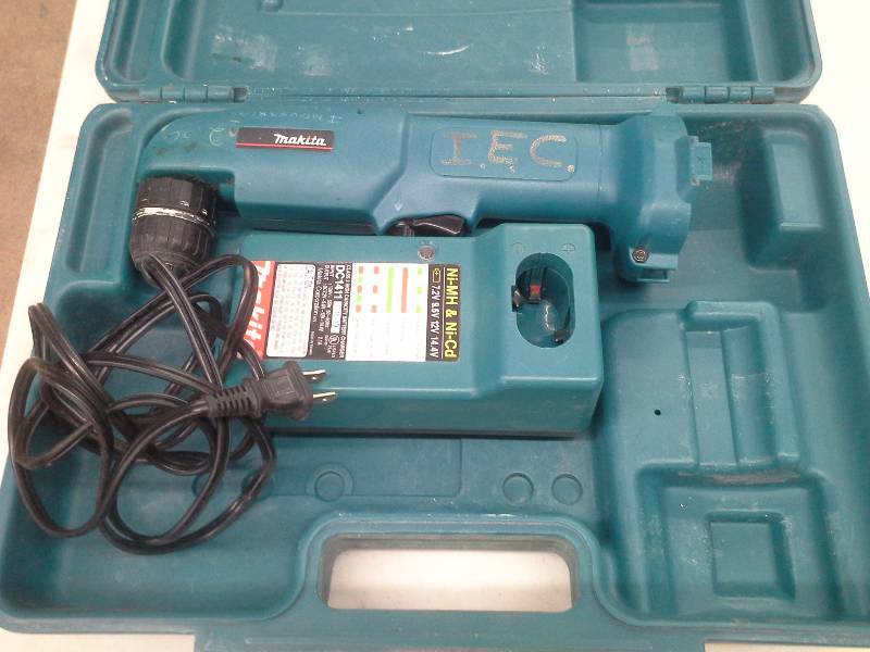 lot 418 image: Makita Cordless Angle Drill