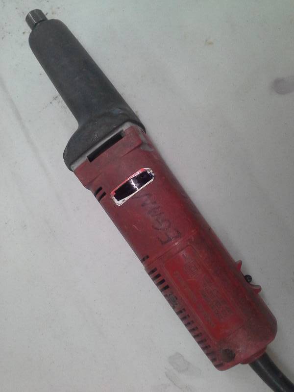 lot 421 image: Milwaukee 2 Die Grinder