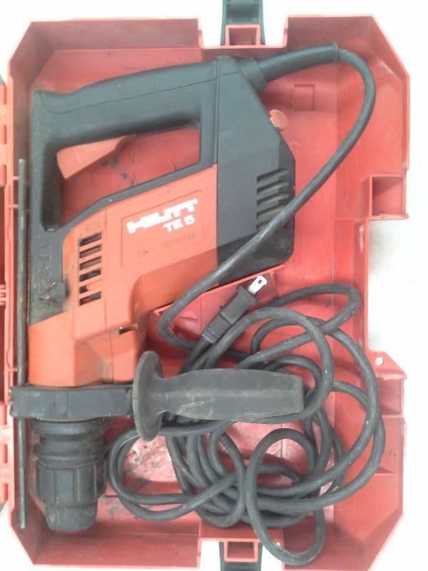 lot 433 image: Hilti TE5 Hammer Drill