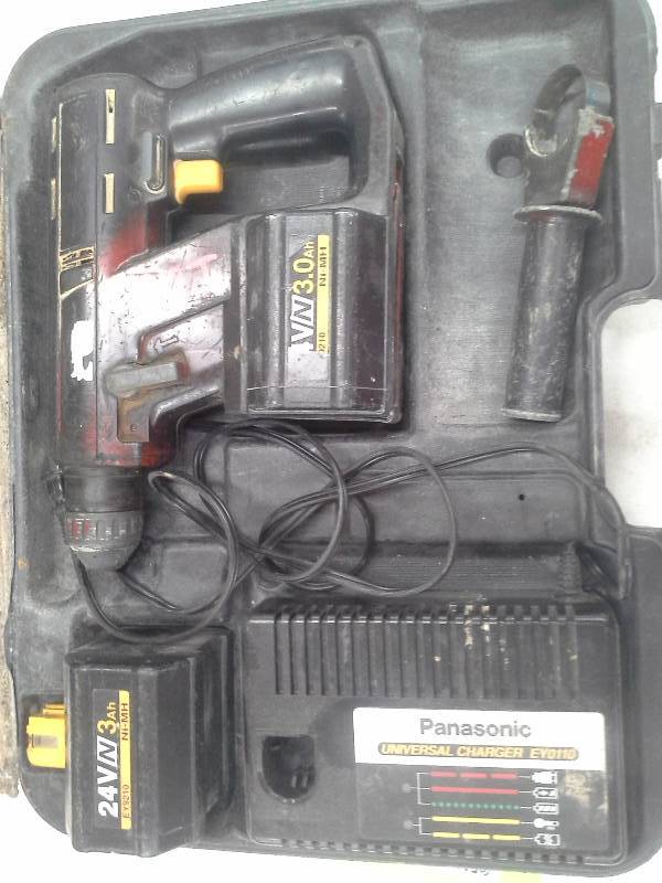 lot 441 image: 24V Rotary Hammer Drill