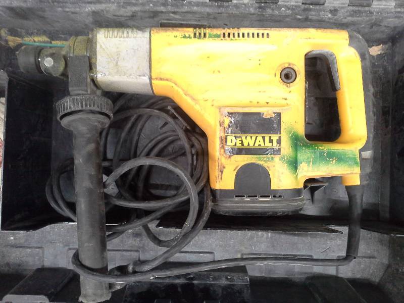 lot 403 image: Dewalt Hammer Drill
