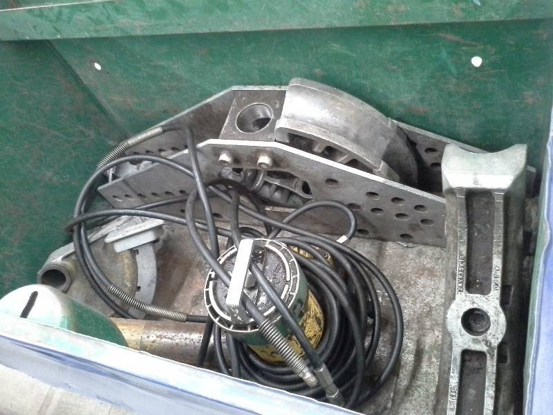 lot 492 image: Enerpac Pipe bending system