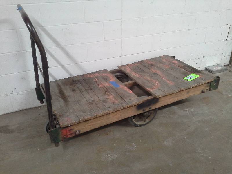 lot 507 image: Nutting Cart